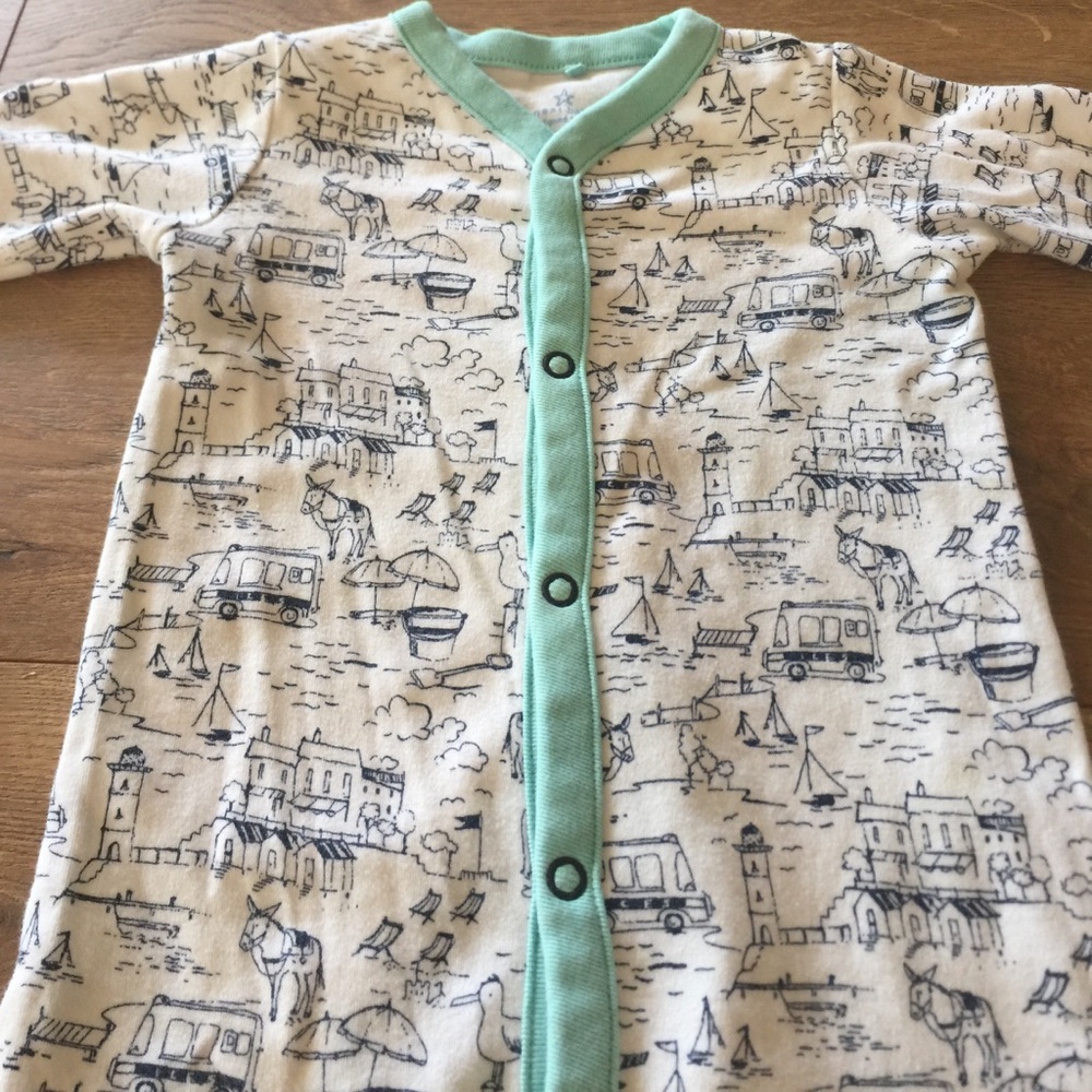 Onsie - Picture 2 of 5